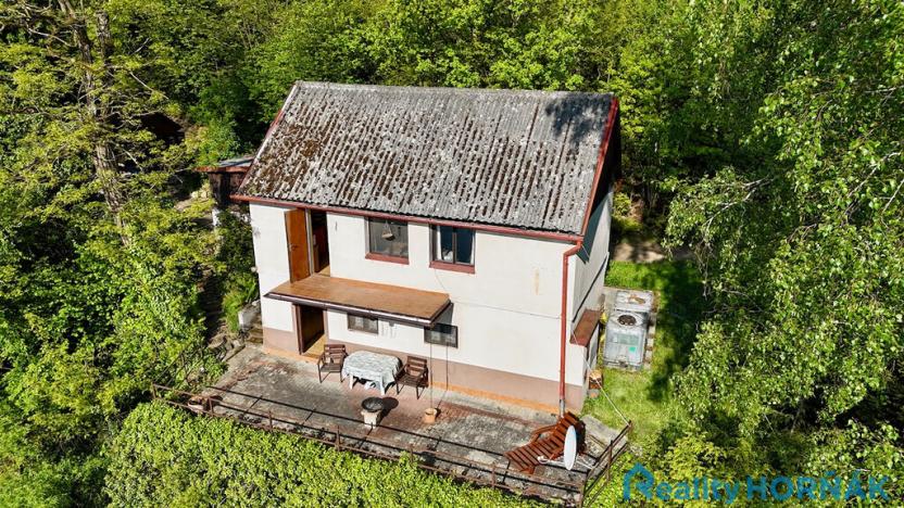 Prodej chaty, Týn nad Vltavou - Hněvkovice na levém břehu Vltavy, 86 m2