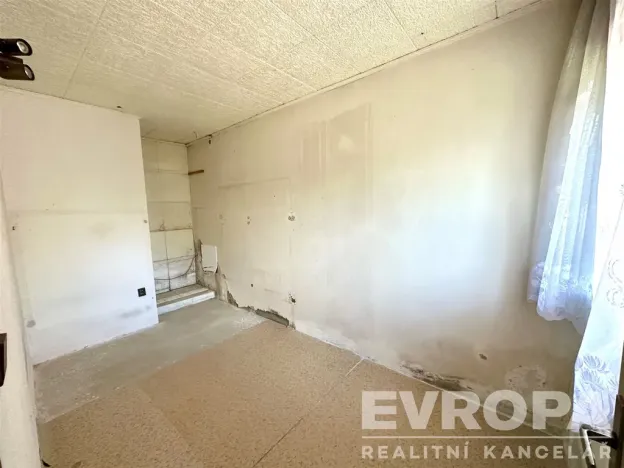 Prodej rodinného domu, Buš, 163 m2