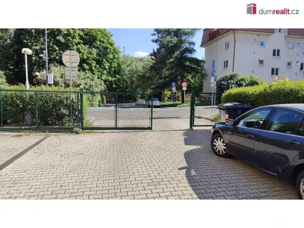 Pronájem garáže, Praha - Vokovice, K lánu, 18 m2