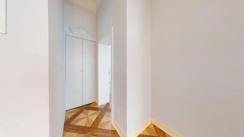 Prodej bytu 2+kk, Karlovy Vary, Svahová, 77 m2