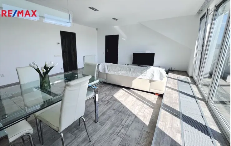 Prodej bytu 4+kk, Pelhřimov, Dolnokubínská, 119 m2