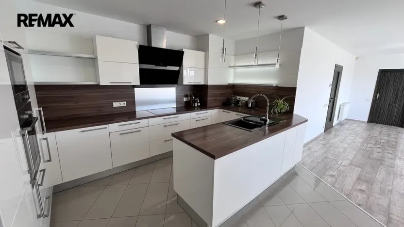 Prodej bytu 4+kk, Pelhřimov, Dolnokubínská, 119 m2