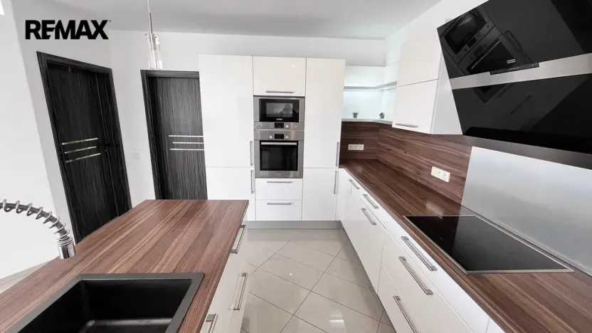 Prodej bytu 4+kk, Pelhřimov, Dolnokubínská, 119 m2