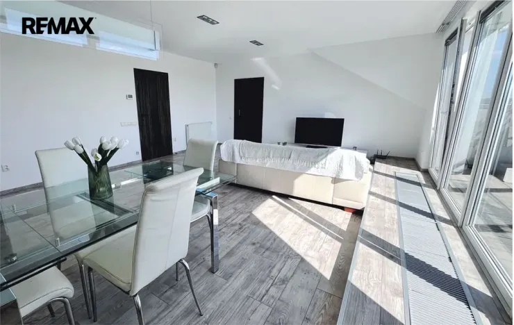 Prodej bytu 4+kk, Pelhřimov, Dolnokubínská, 119 m2