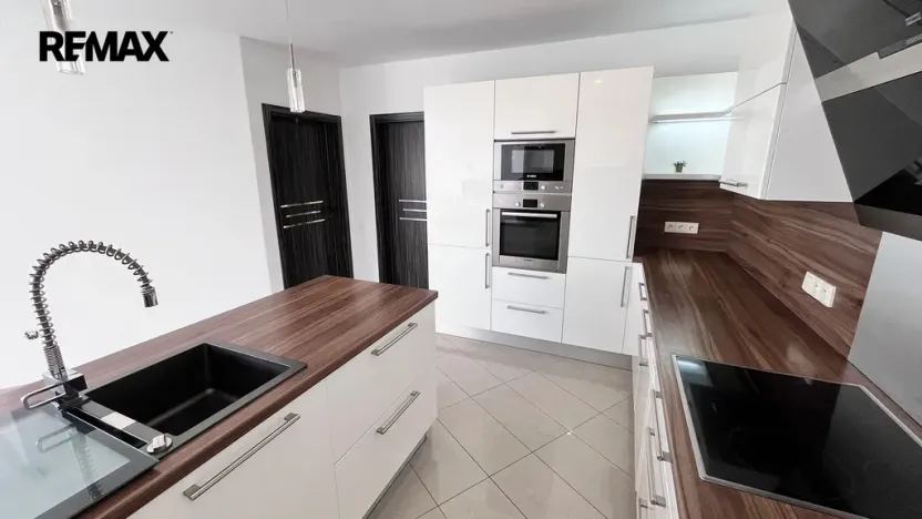 Prodej bytu 4+kk, Pelhřimov, Dolnokubínská, 119 m2
