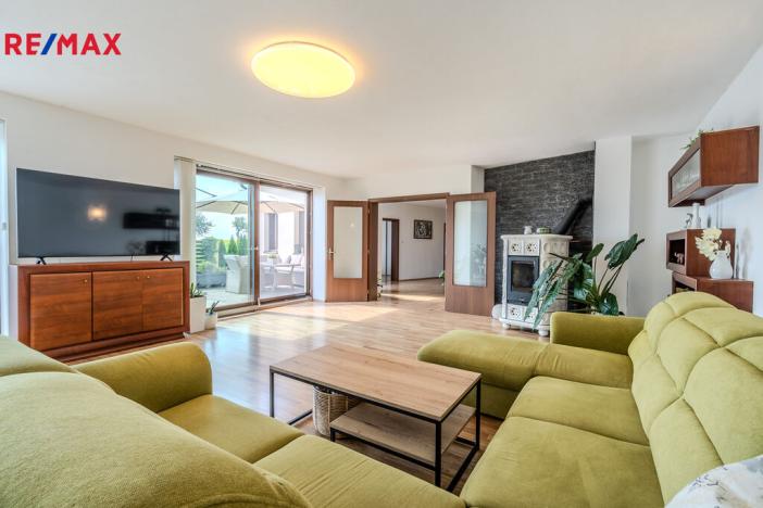 Prodej rodinného domu, Oponešice, 280 m2