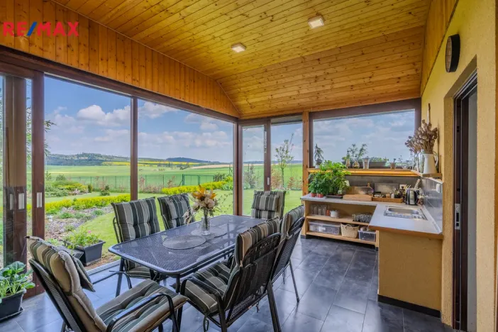 Prodej rodinného domu, Oponešice, 280 m2