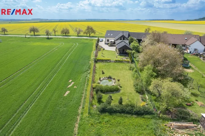 Prodej rodinného domu, Oponešice, 280 m2