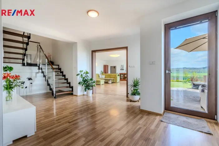 Prodej rodinného domu, Oponešice, 280 m2