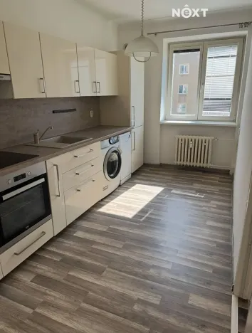 Pronájem bytu 2+1, Ostrava, Porubská, 56 m2