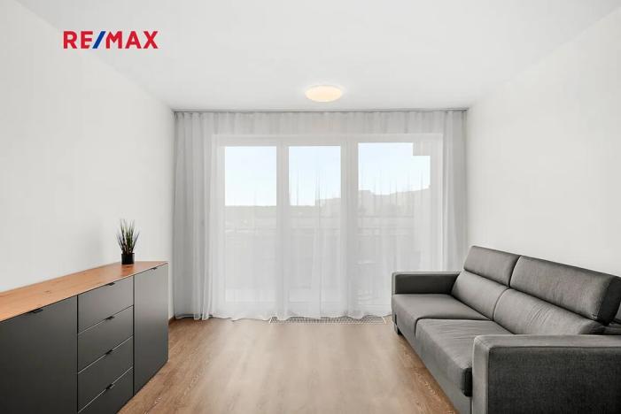 Pronájem bytu 1+kk, Praha - Háje, Výstavní, 32 m2