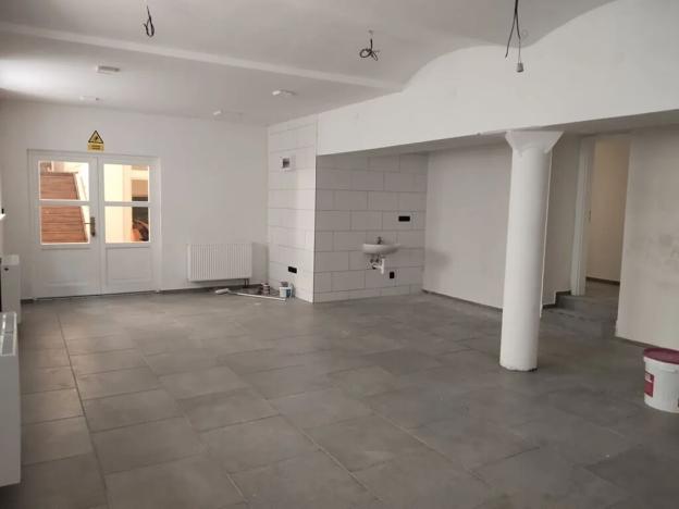 Pronájem komerční nemovitosti, Olomouc, 100 m2