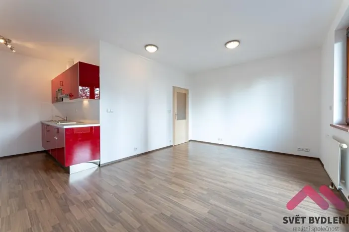 Pronájem bytu 1+kk, Praha - Lhotka, Štúrova, 33 m2