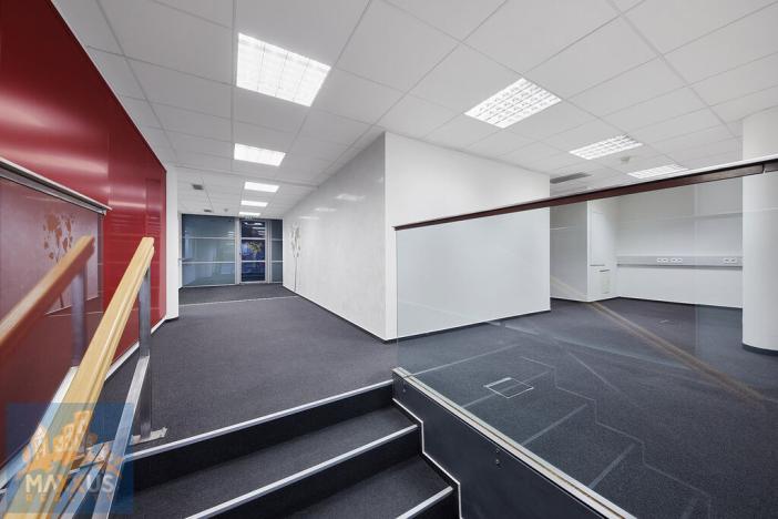 Pronájem kanceláře, Praha - Nové Město, Krakovská, 300 m2