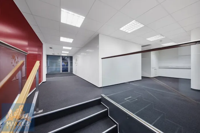 Pronájem kanceláře, Praha - Nové Město, Krakovská, 300 m2
