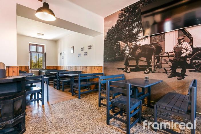 Prodej ubytování, Šatov, 340 m2