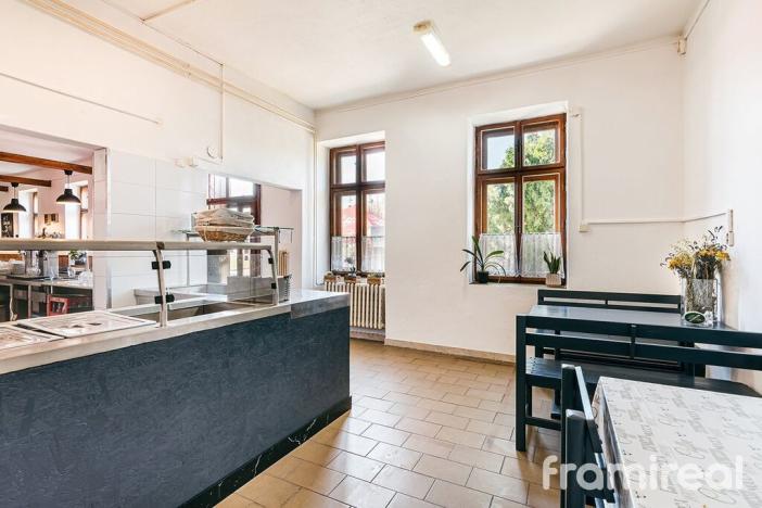 Prodej ubytování, Šatov, 340 m2