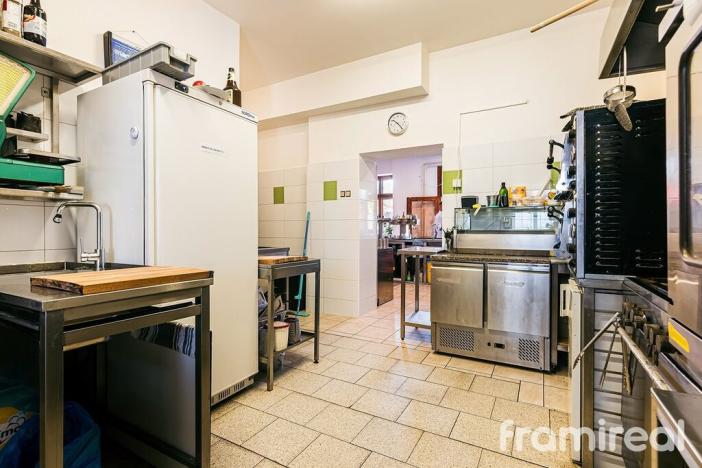 Prodej ubytování, Šatov, 340 m2