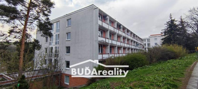 Pronájem bytu 1+kk, Zlín, Družstevní, 35 m2