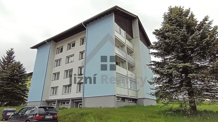 Prodej bytu 3+1, Studená, Komenského, 81 m2