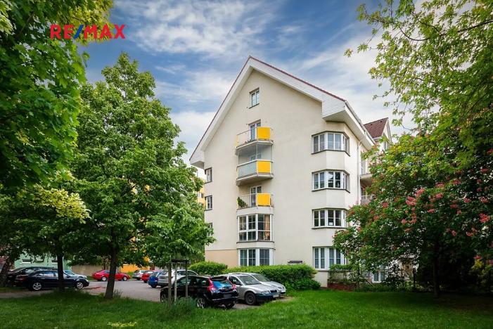 Prodej bytu 3+1, Praha - Libuš, V rohu, 107 m2