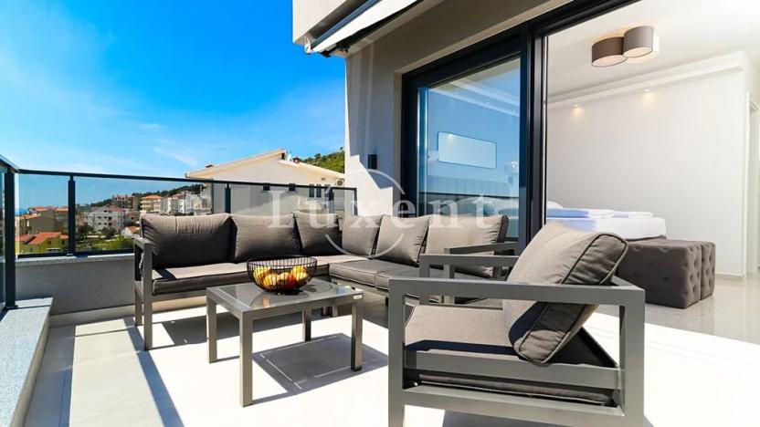 Prodej vily, Omiš, Chorvatsko, 460 m2