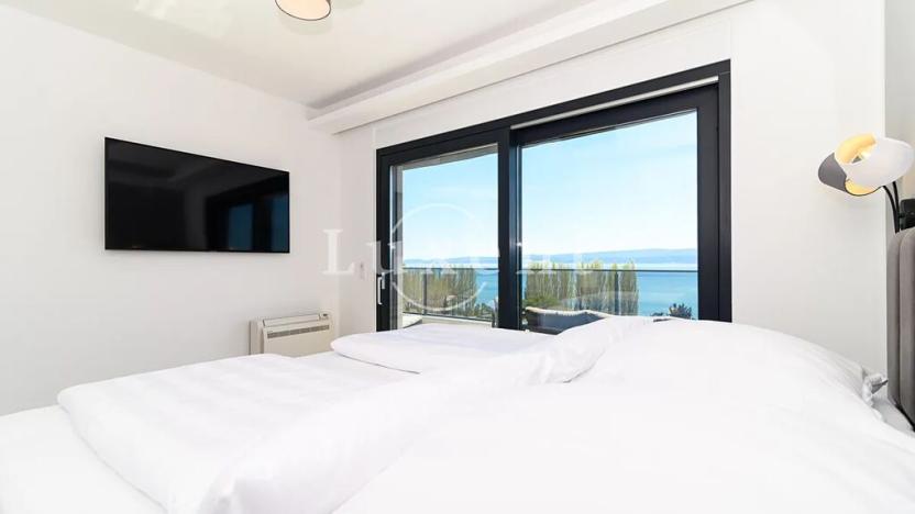 Prodej vily, Omiš, Chorvatsko, 460 m2