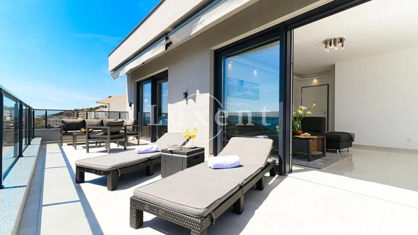 Prodej vily, Omiš, Chorvatsko, 460 m2