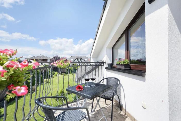 Prodej rodinného domu, Květnice, V Zelených, 300 m2