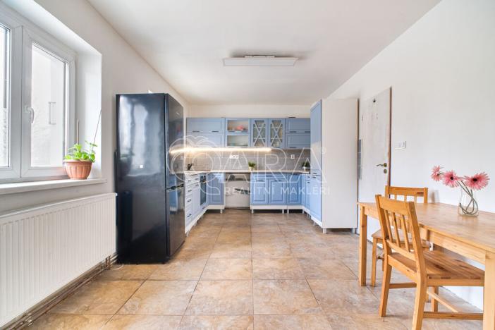 Prodej obchodního prostoru, Kunín, 130 m2