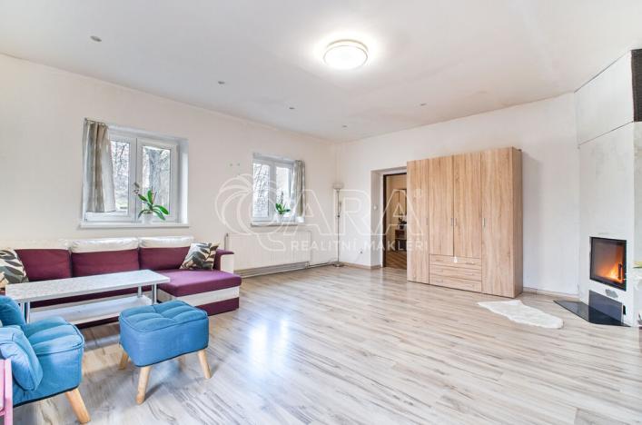 Prodej obchodního prostoru, Kunín, 130 m2