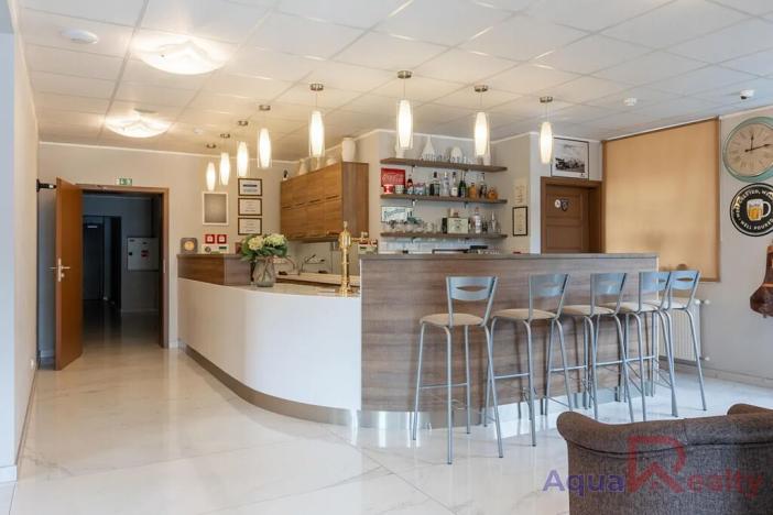 Prodej ubytování, Karlovy Vary, Jarní, 989 m2