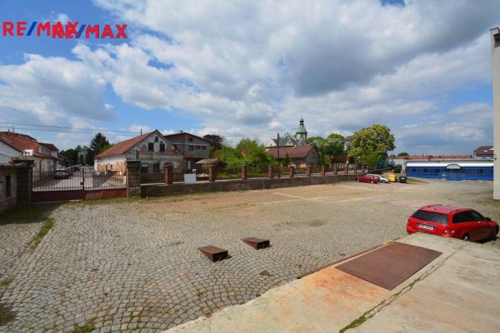 Pronájem výrobních prostor, Černožice, Sehnoutkova, 1422 m2