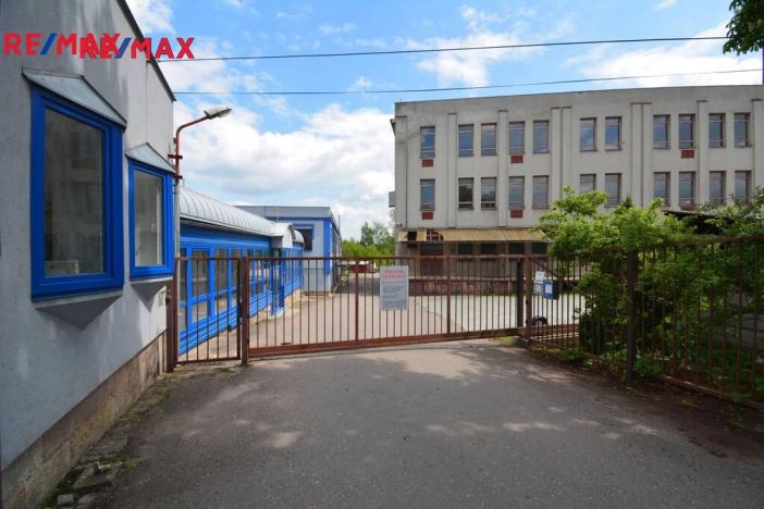 Pronájem výrobních prostor, Černožice, Sehnoutkova, 1422 m2