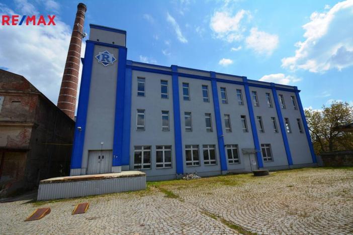 Pronájem skladu, Černožice, Sehnoutkova, 2756 m2