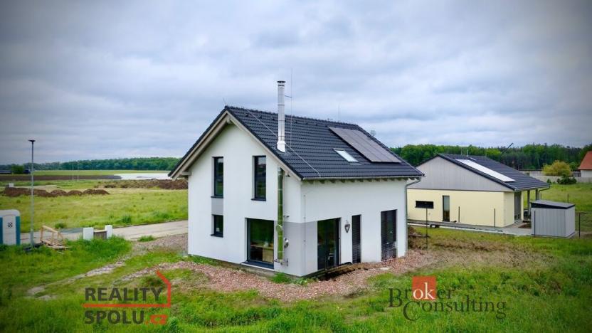 Prodej rodinného domu, Sezemice - Počaply, 125 m2