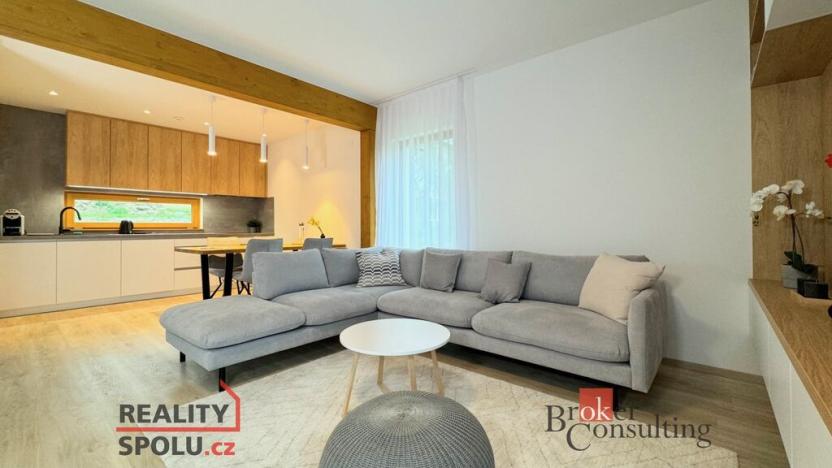 Prodej rodinného domu, Sezemice - Počaply, 125 m2