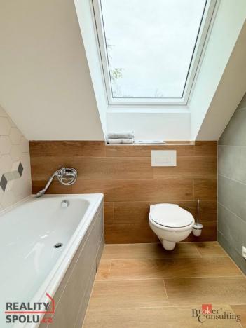 Prodej rodinného domu, Sezemice - Počaply, 125 m2