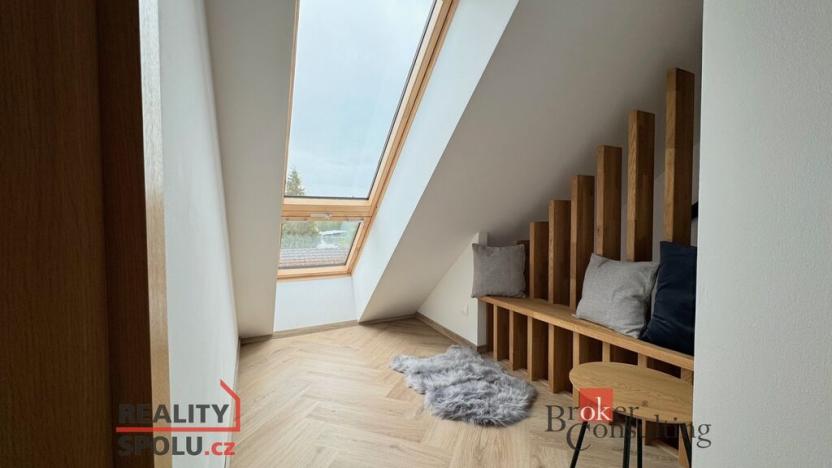 Prodej rodinného domu, Sezemice - Počaply, 125 m2