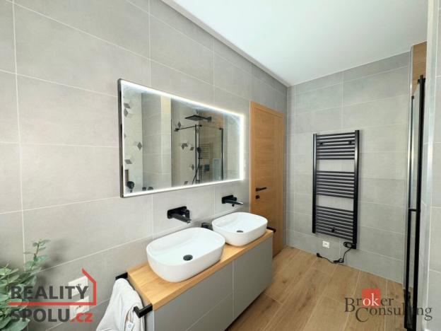 Prodej rodinného domu, Sezemice - Počaply, 125 m2