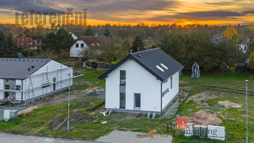 Prodej rodinného domu, Sezemice - Počaply, 125 m2
