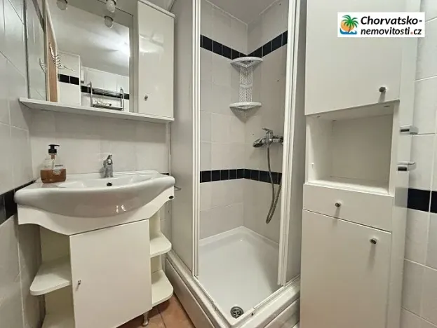 Prodej bytu 3+kk, Novalja, Chorvatsko, Zadarska ulica, 43 m2