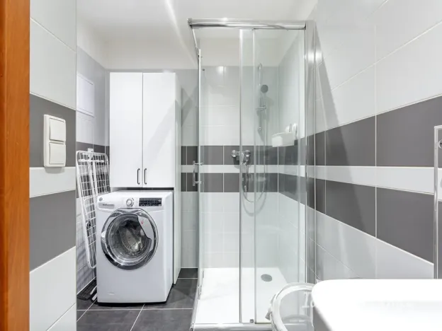 Pronájem bytu 1+kk, Praha - Černý Most, Rudolfa Holeky, 27 m2