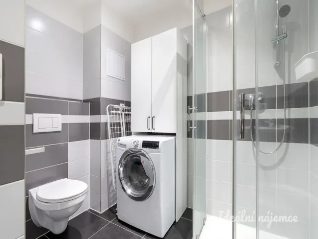 Pronájem bytu 1+kk, Praha - Černý Most, Rudolfa Holeky, 27 m2