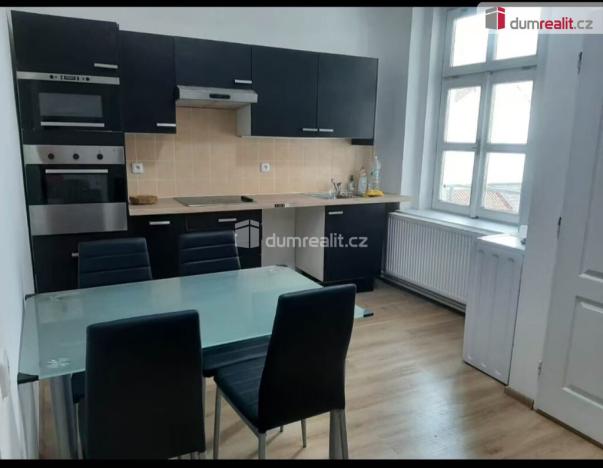 Pronájem bytu 3+1, Praha - Nové Město, Zlatnická, 70 m2