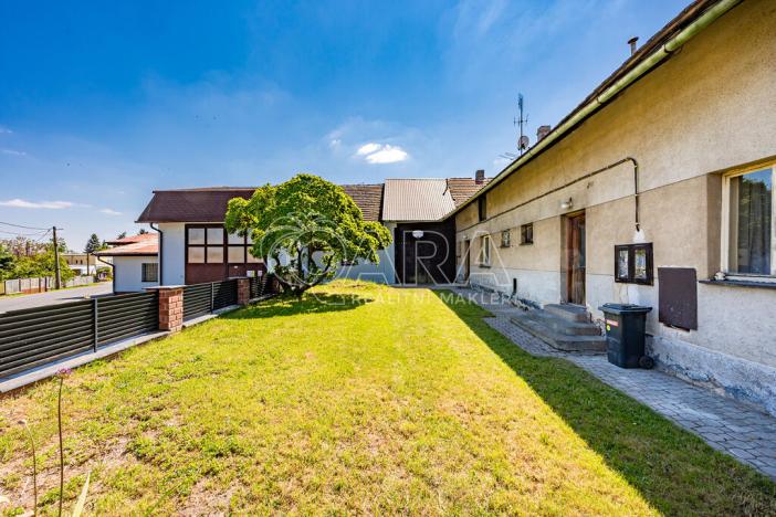 Prodej rodinného domu, Bzová, 230 m2