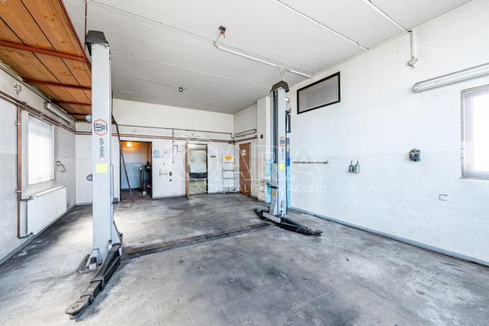 Prodej rodinného domu, Bzová, 230 m2