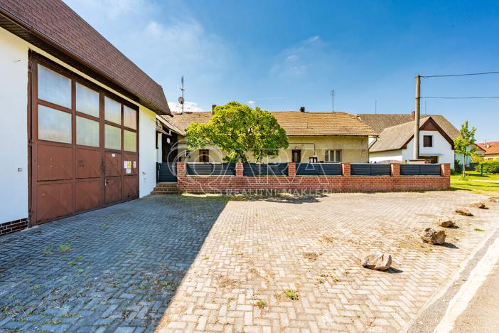 Prodej výrobních prostor, Bzová, 177 m2