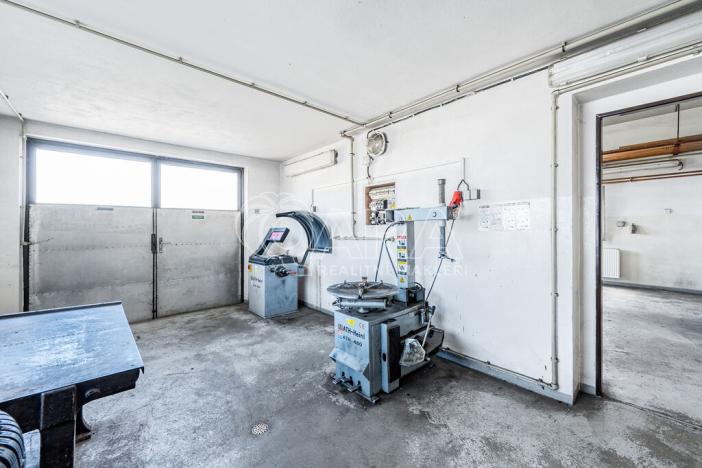 Prodej výrobních prostor, Bzová, 177 m2