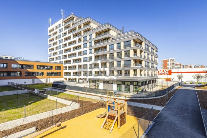 Prodej bytu 2+kk, Praha - Hloubětín, Poděbradská, 60 m2